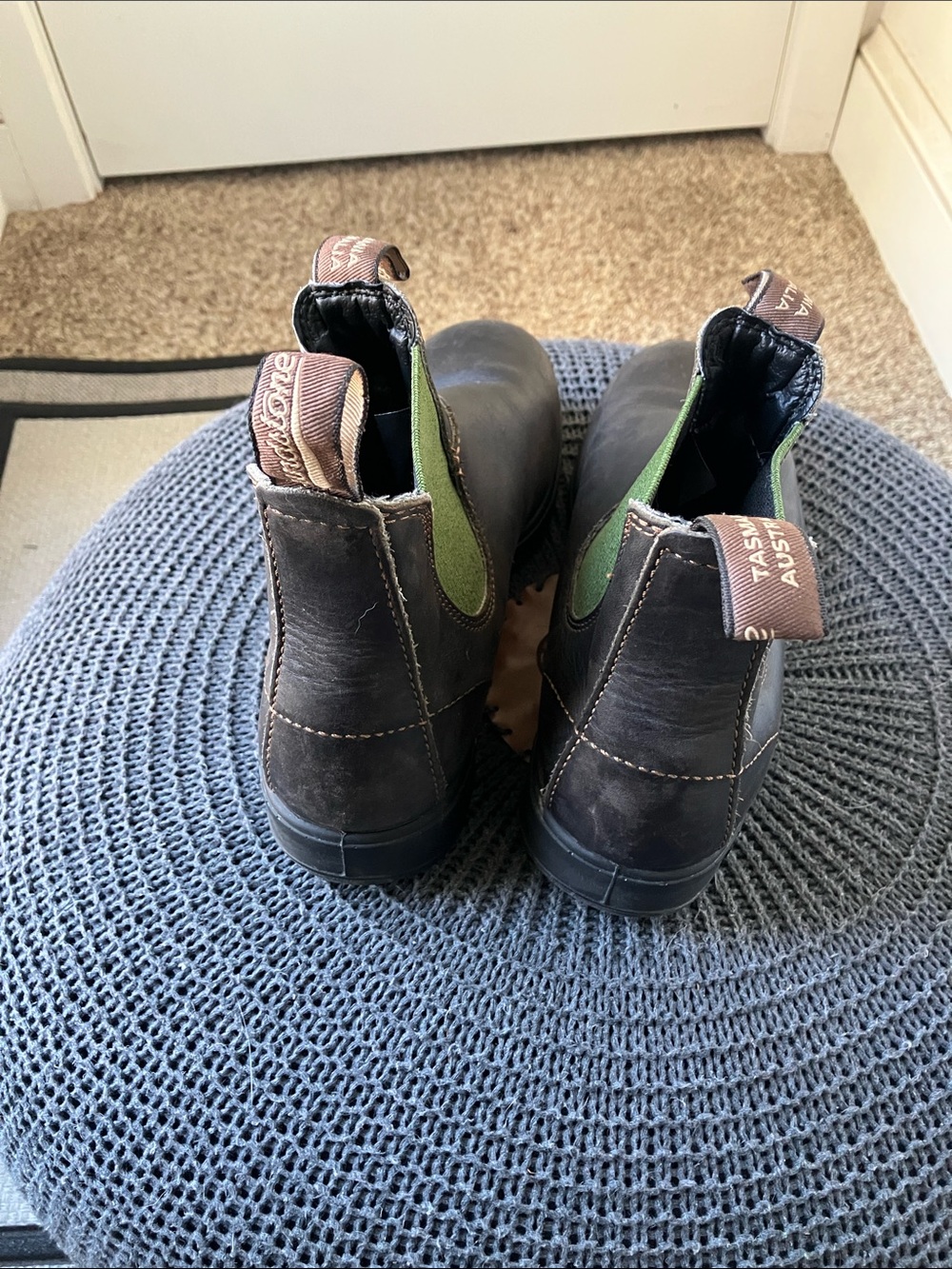 🔥🔥Blundstone unisex  5.5 men’s or women 7 Dark Brown Chukka Boots 🔥🔥 - Picture 4 of 10